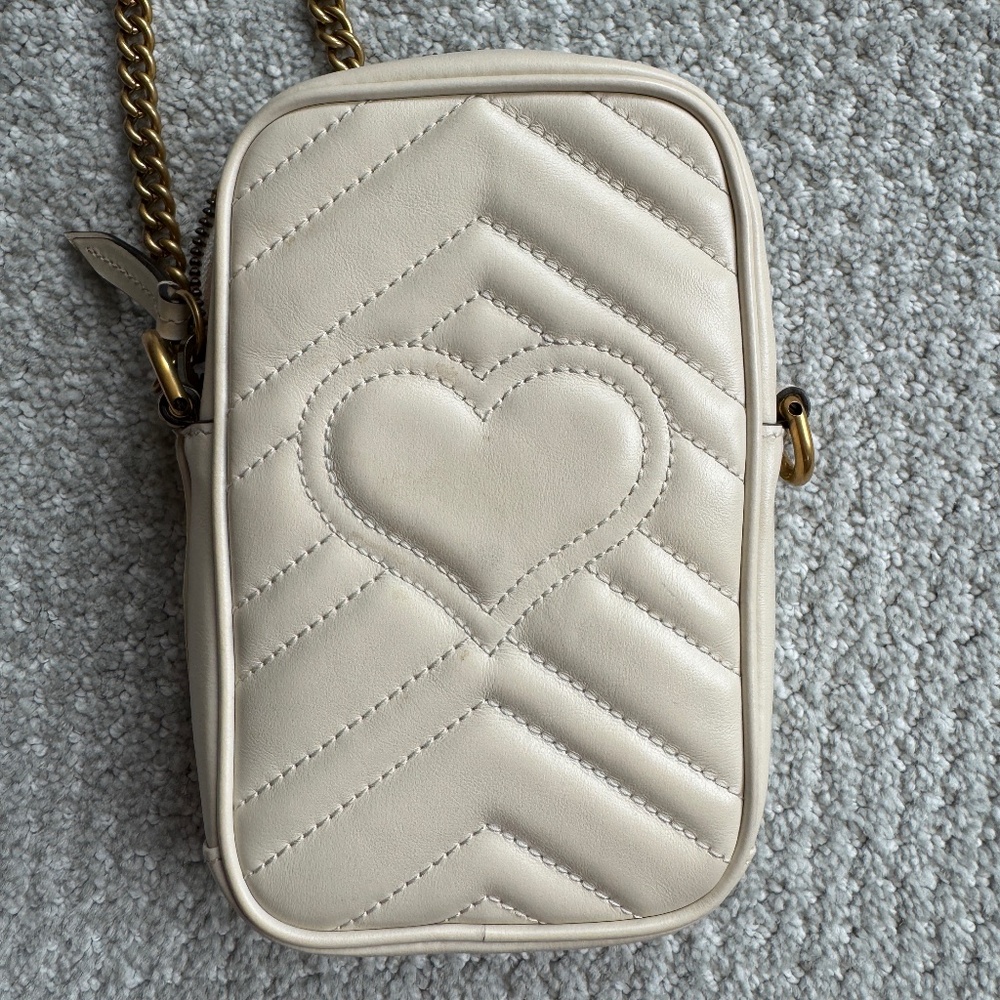 Gucci GG Marmont Vertical Phone Crossbody Bag Matelassé Leather Mini - Picture 5 of 15